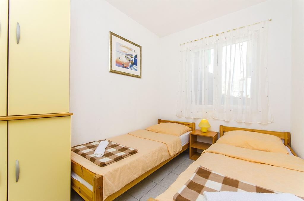 Apartment Antonio Bogomolje Экстерьер фото
